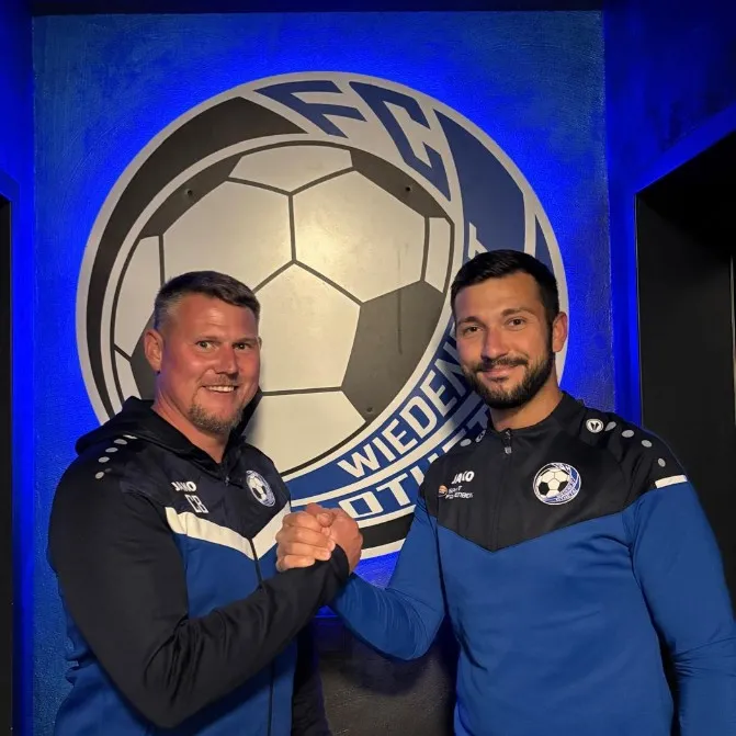 Kamil Koc mit Trainer Christian Böhm