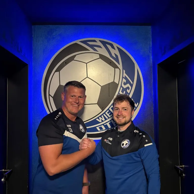 Maik Reis mit Trainer Christian Böhm