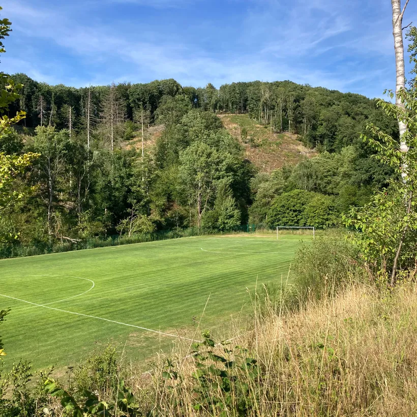 Grüne Hölle im Othetal - Blick über den Platz