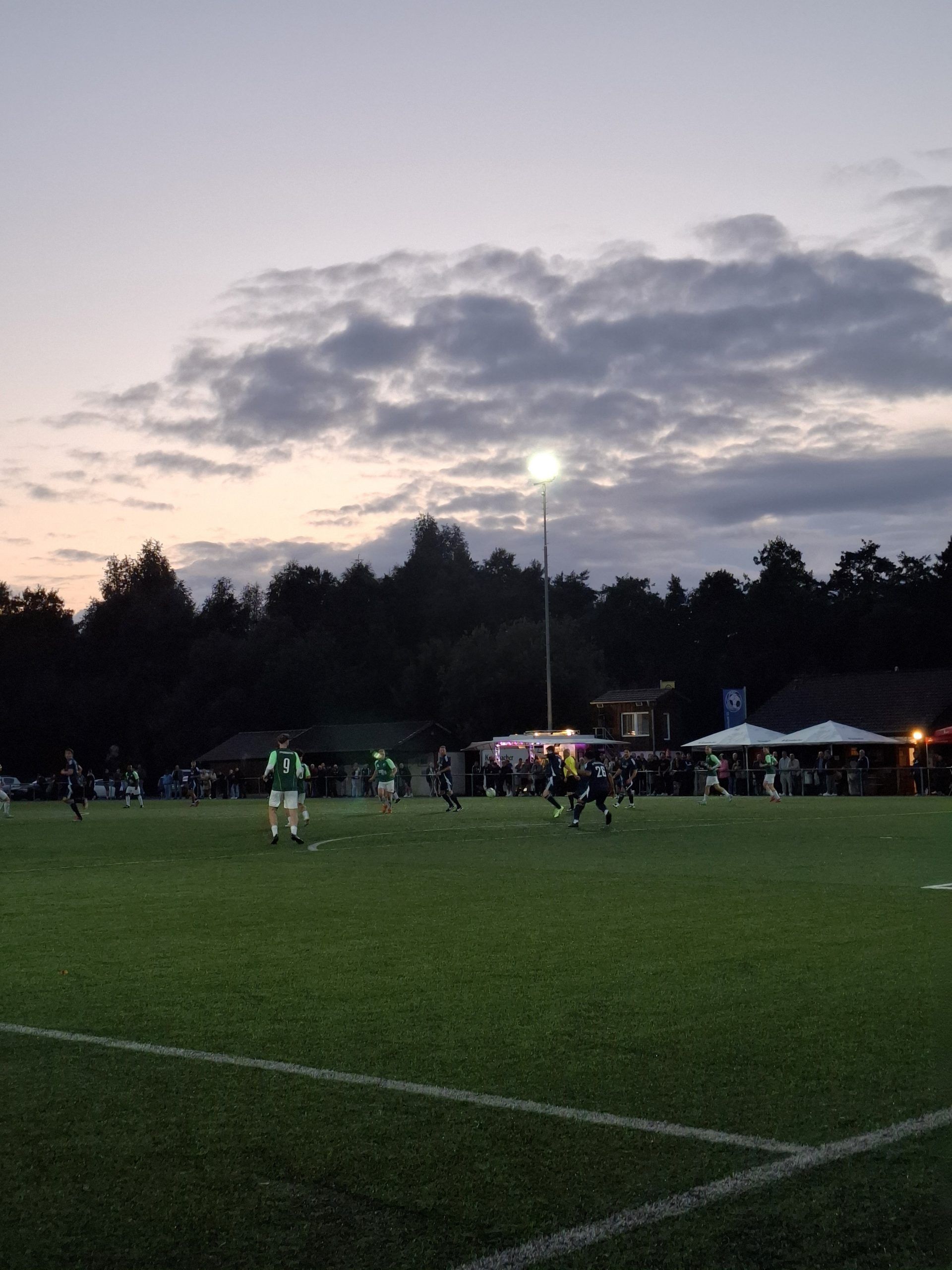 Spielbericht: Viertel Finale 2 (VF4): SV Frömmersbach – SSV Bergneustadt 3:5 (0:2)